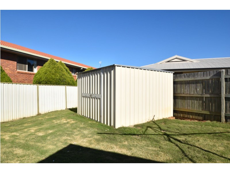 6 Mason Court, Kearneys Spring QLD 4350