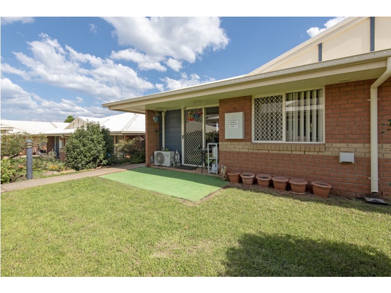 17/306-310 James Street, Harristown QLD 4350