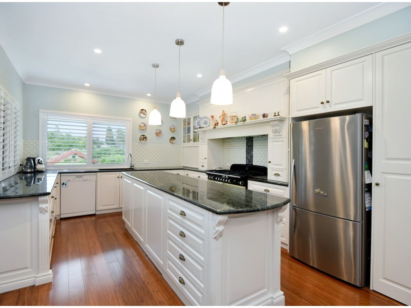 2 Andrews Court, Hodgson Vale QLD 4352