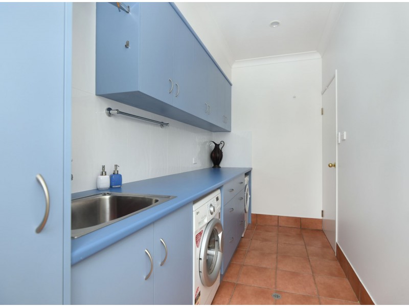 2 Andrews Court, Hodgson Vale QLD 4352