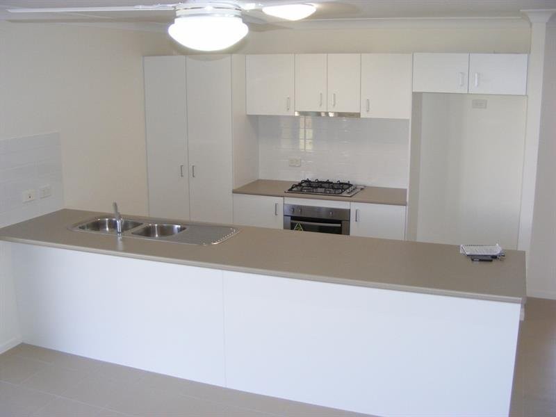 4 Lila Drive, Cotswold Hills QLD 4350