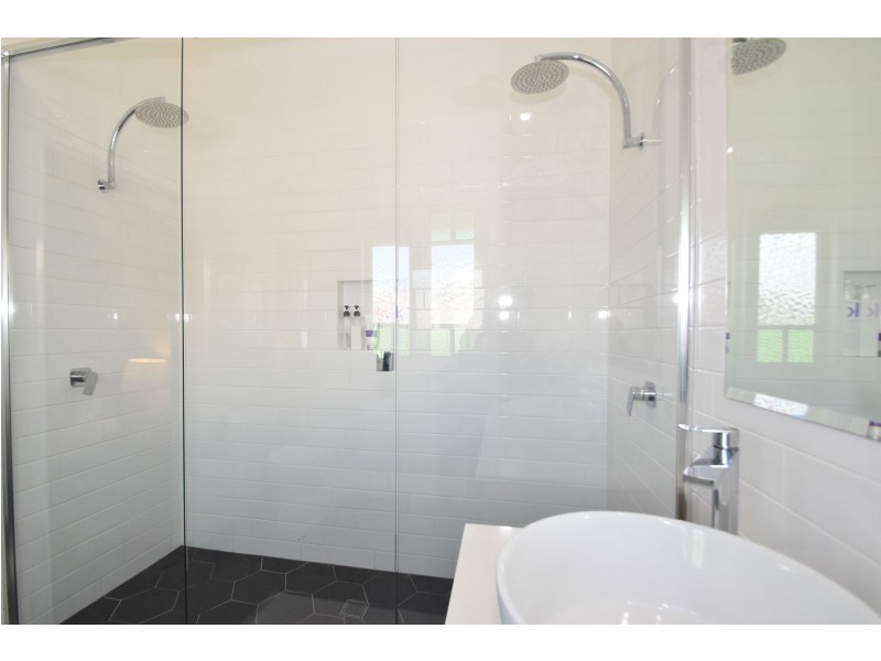 15 Venture Street, North Toowoomba QLD 4350