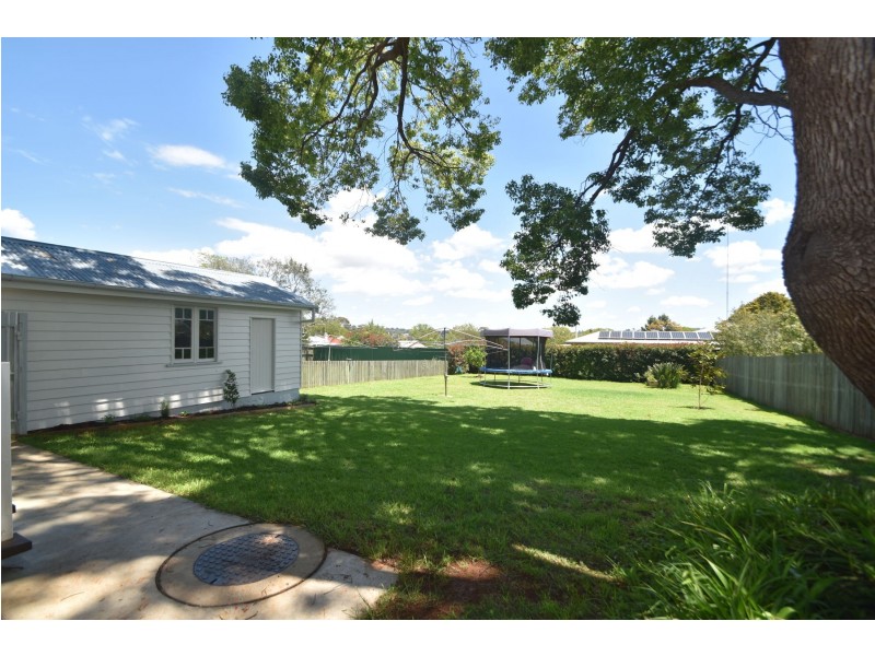 15 Venture Street, North Toowoomba QLD 4350