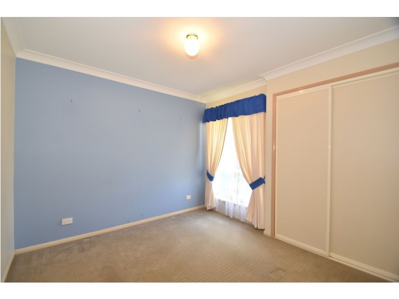 1 Mirage Court, Wilsonton QLD 4350