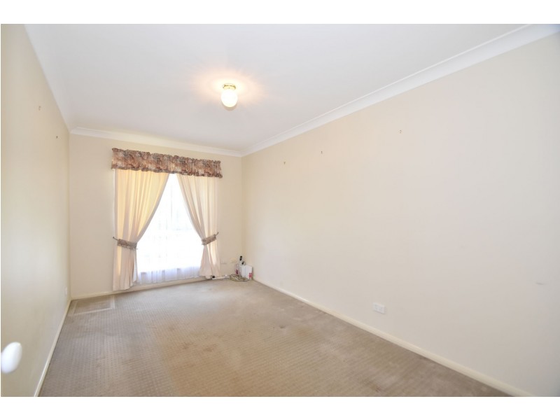 1 Mirage Court, Wilsonton QLD 4350