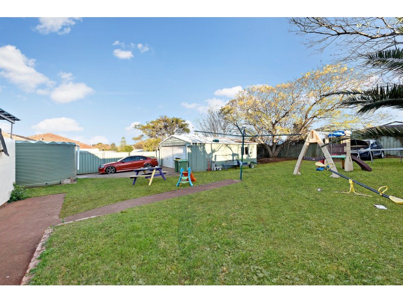 30 Wentworth Street, Centenary Heights QLD 4350