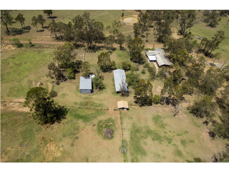 3 Guy Road, Douglas QLD 4354