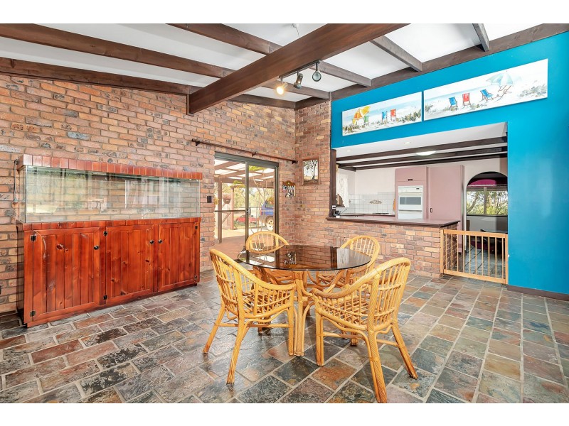 3 Guy Road, Douglas QLD 4354