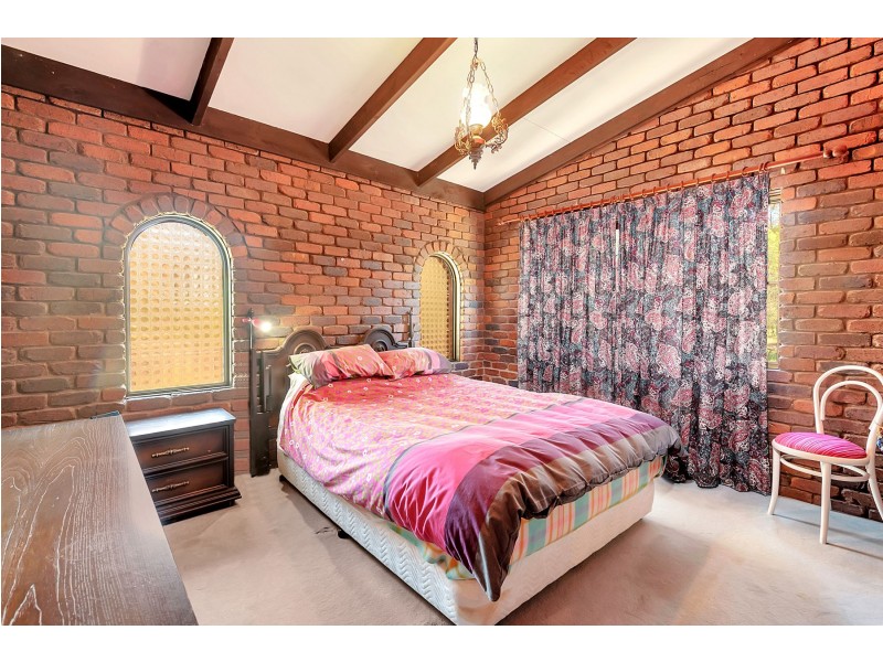 3 Guy Road, Douglas QLD 4354