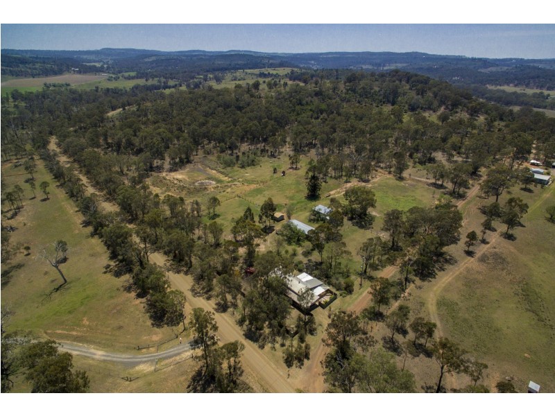 3 Guy Road, Douglas QLD 4354