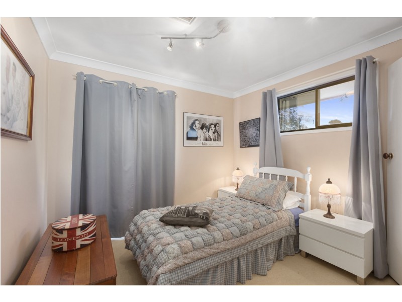 4 Shiraz Court, Wilsonton Heights QLD 4350