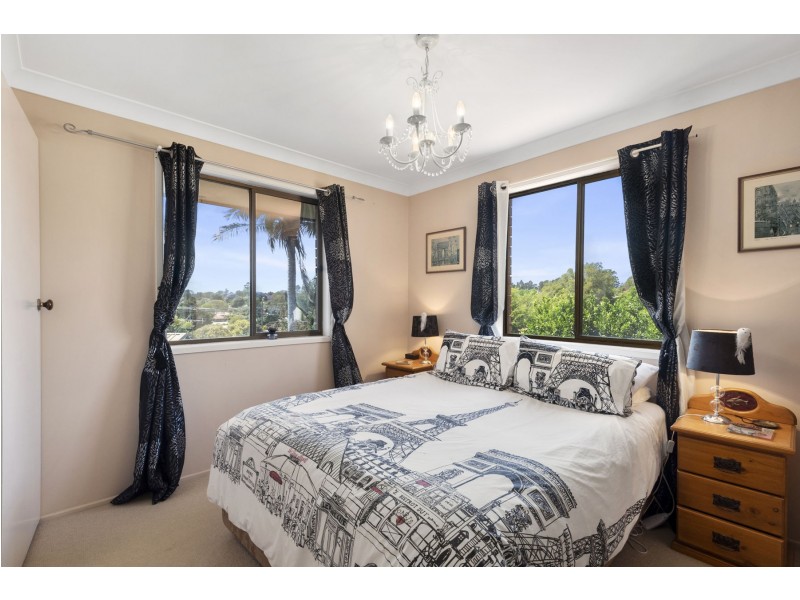 4 Shiraz Court, Wilsonton Heights QLD 4350
