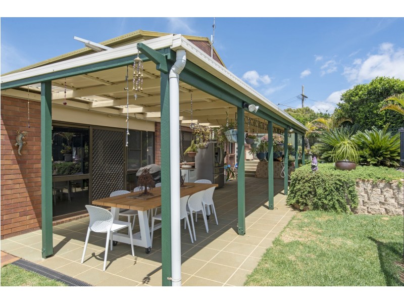 4 Shiraz Court, Wilsonton Heights QLD 4350