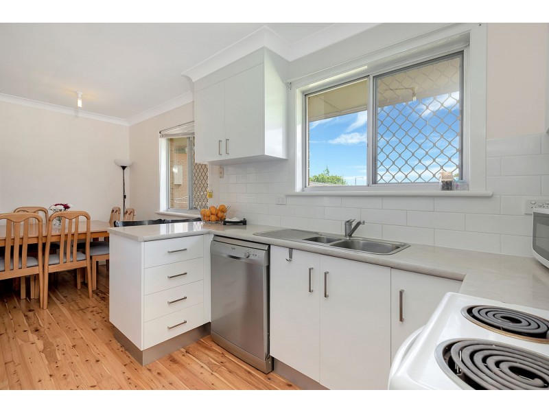 246 West Street, Kearneys Spring QLD 4350