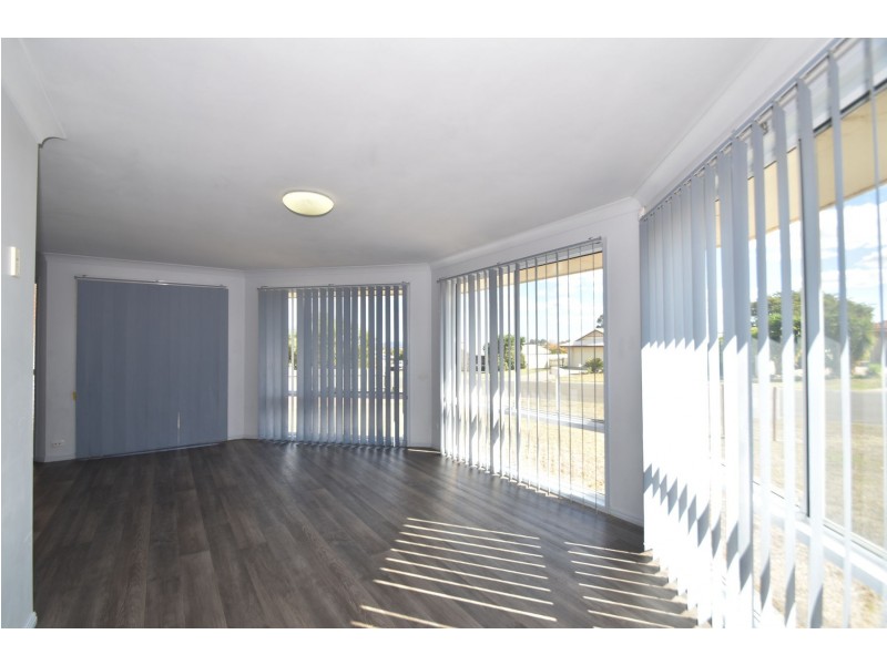 57 Stratford Drive, Wyreema QLD 4352