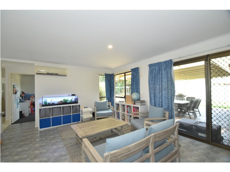 3 Armstrong Street, Wilsonton QLD 4350