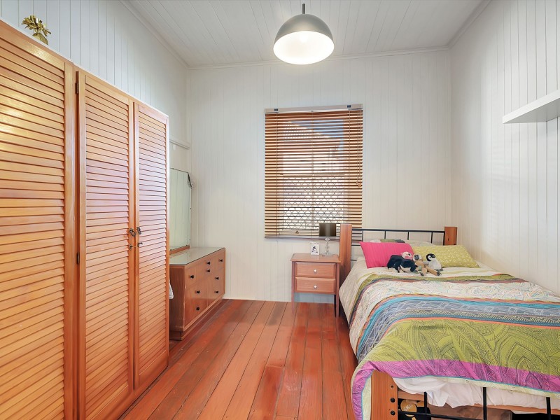 4 Peardon Street, South Toowoomba QLD 4350