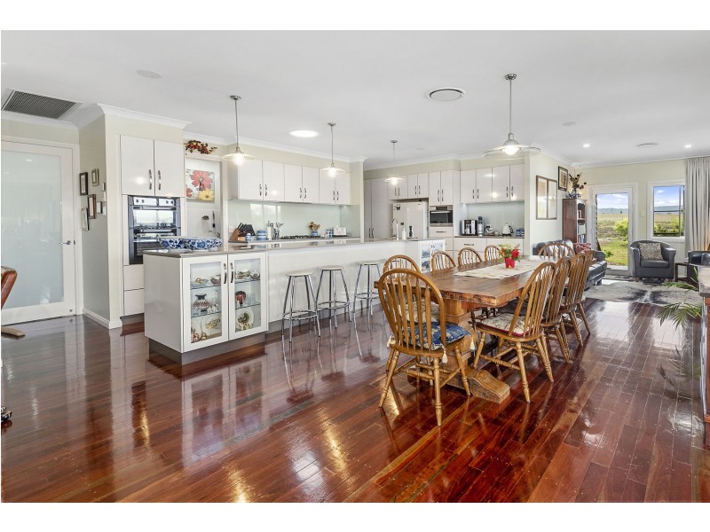 39 Budgee Road, Ascot QLD 4359