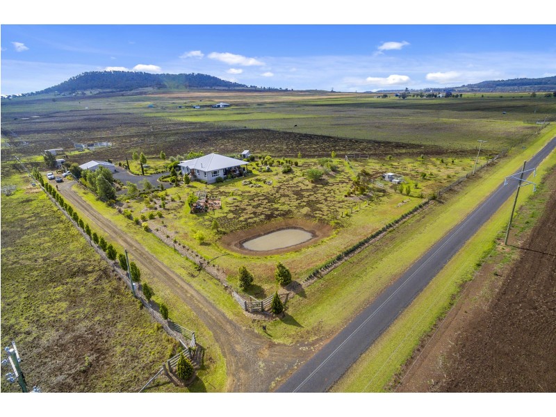 39 Budgee Road, Ascot QLD 4359