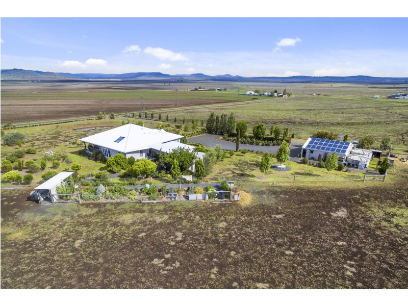 39 Budgee Road, Ascot QLD 4359