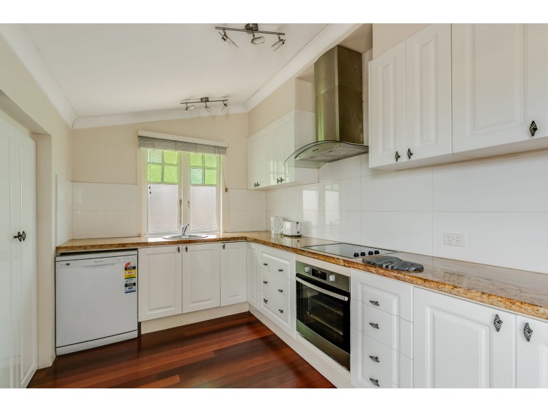 92 James Street, South Toowoomba QLD 4350