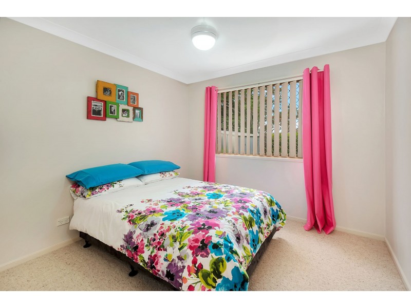 9 Bernborough Court, Glenvale QLD 4350