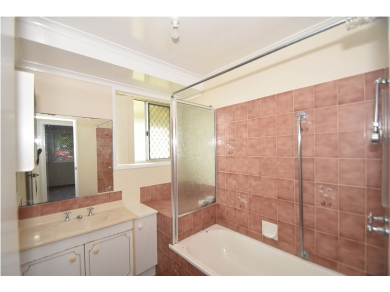 7 Muscat Court, Wilsonton Heights QLD 4350