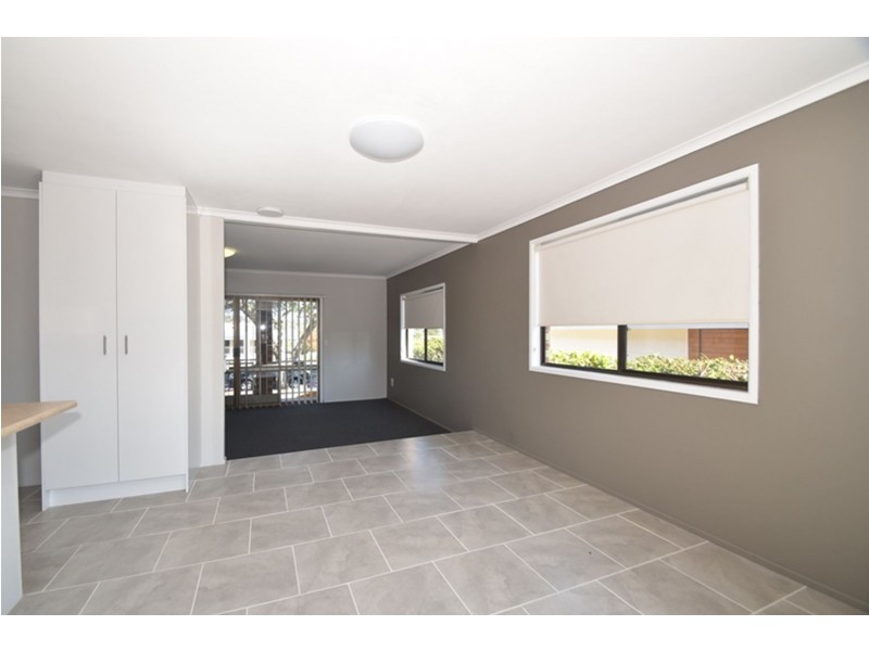 824 Ruthven Street, Kearneys Spring QLD 4350