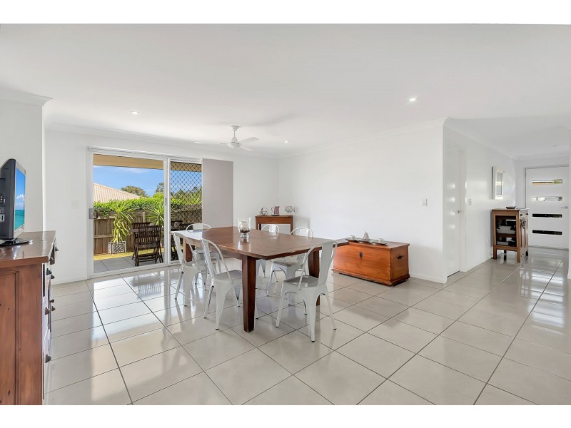 1 Honeyeater Drive, Highfields QLD 4352