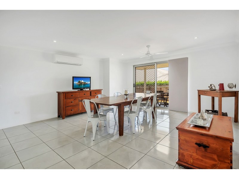 1 Honeyeater Drive, Highfields QLD 4352