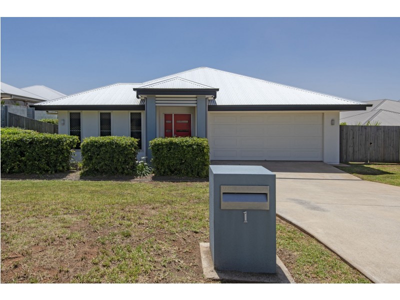 1 Honeyeater Drive, Highfields QLD 4352