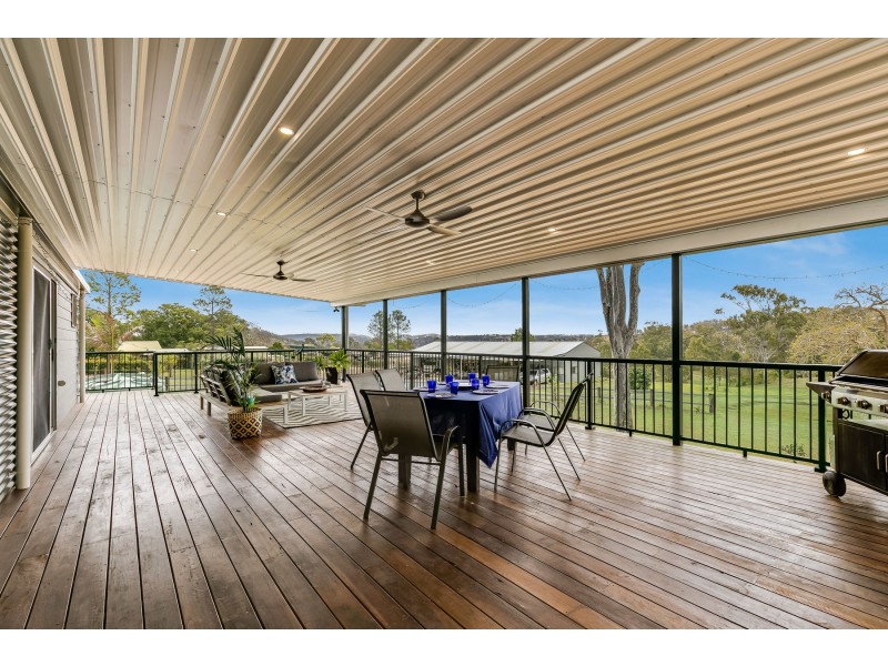 17 Bedwell Street, Cranley QLD 4350