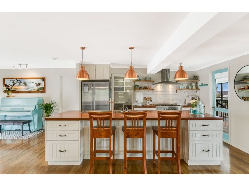 17 Bedwell Street, Cranley QLD 4350