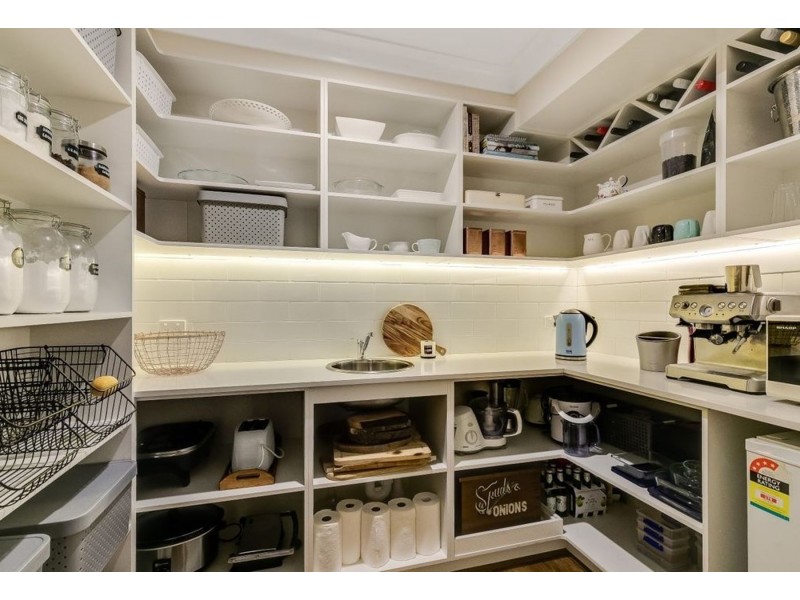 17 Bedwell Street, Cranley QLD 4350