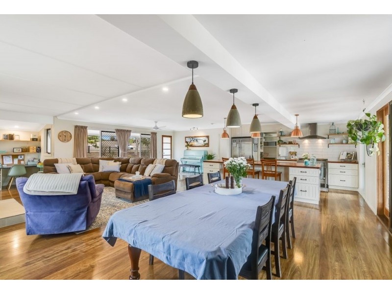 17 Bedwell Street, Cranley QLD 4350