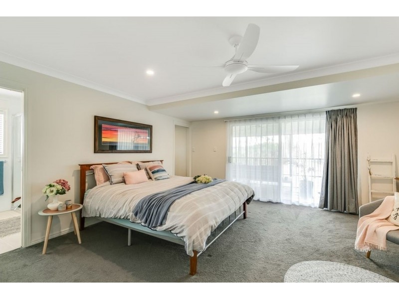 17 Bedwell Street, Cranley QLD 4350