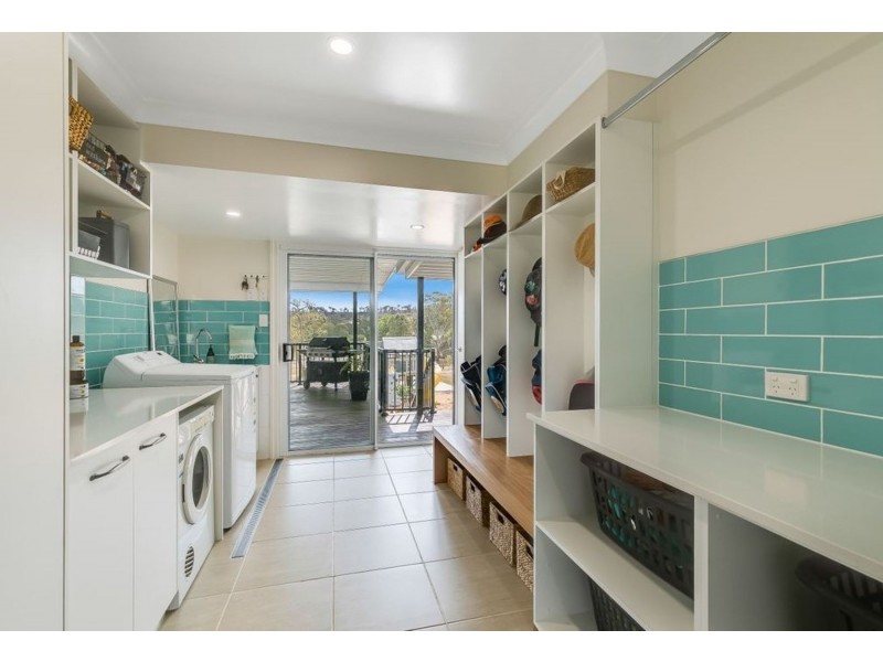 17 Bedwell Street, Cranley QLD 4350