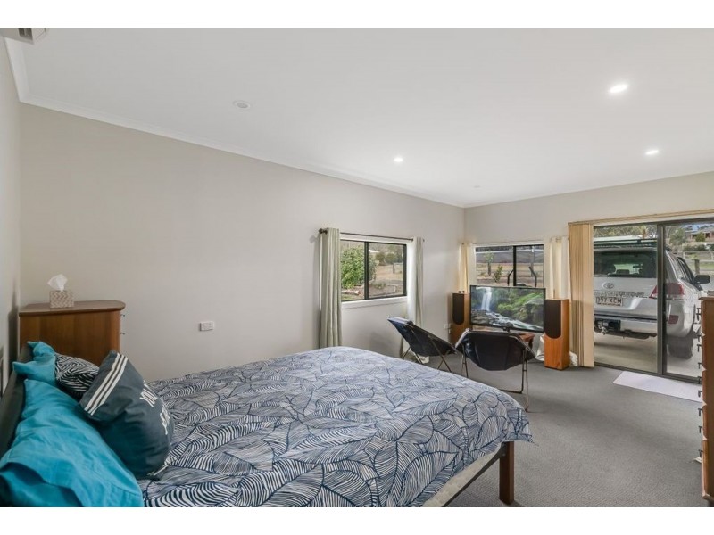 17 Bedwell Street, Cranley QLD 4350