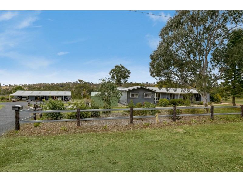17 Bedwell Street, Cranley QLD 4350