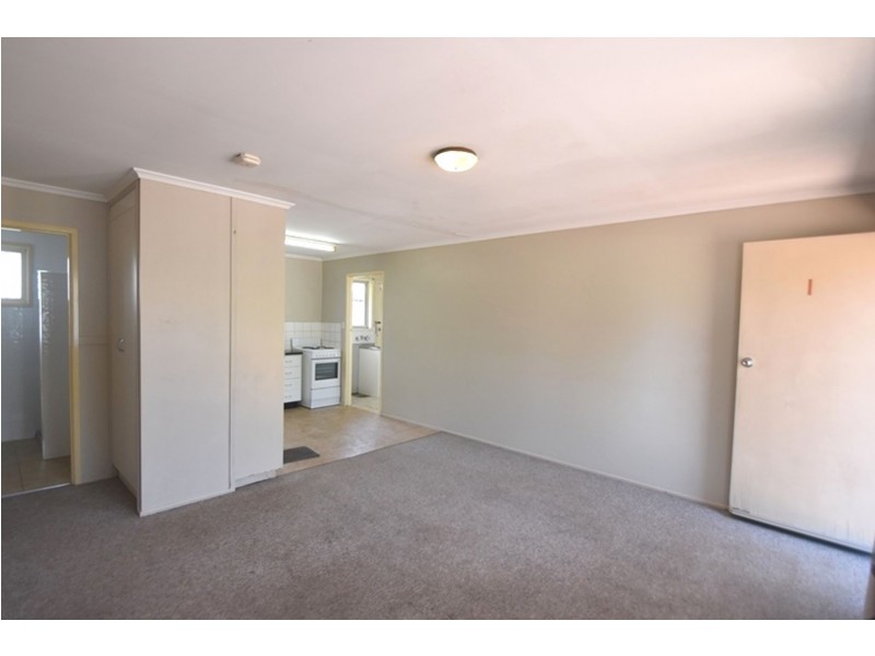1/457 Alderley Street, Harristown QLD 4350