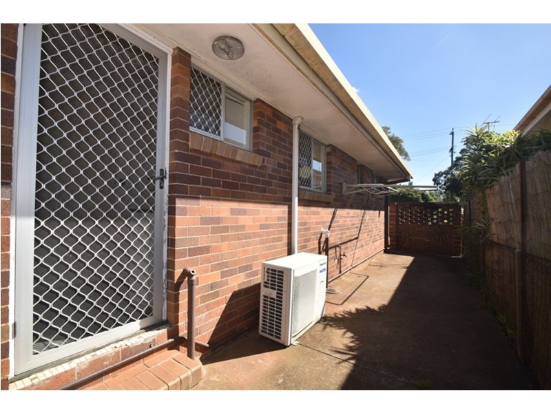 1/24 Warwick Street, Harristown QLD 4350