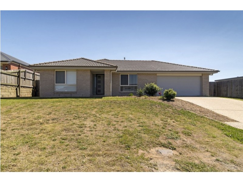 3 Sweeney Street, Kearneys Spring QLD 4350