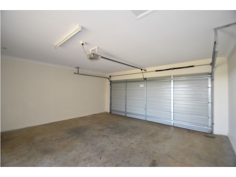 3 Sweeney Street, Kearneys Spring QLD 4350