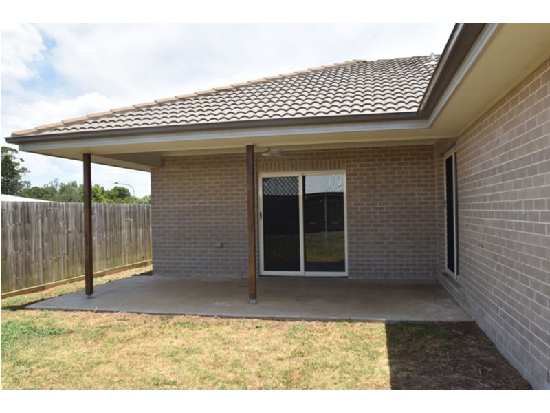 3 Sweeney Street, Kearneys Spring QLD 4350