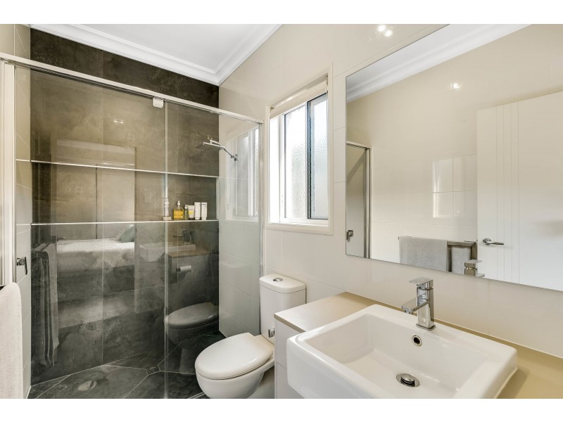 17/565 Hume Street, Kearneys Spring QLD 4350