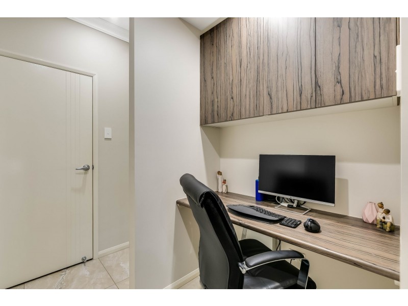 17/565 Hume Street, Kearneys Spring QLD 4350