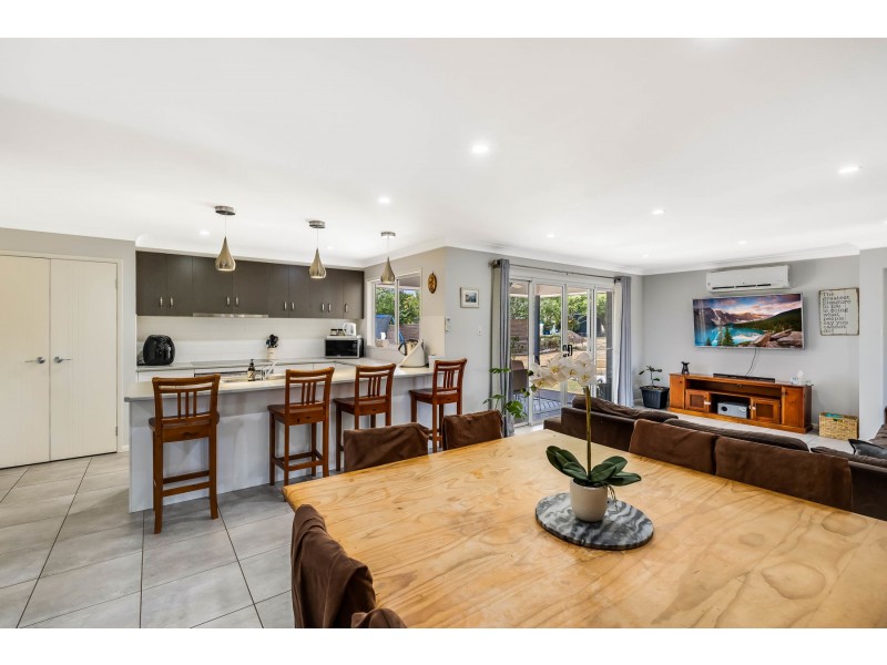 18 Petersens Road, Kingsthorpe QLD 4400