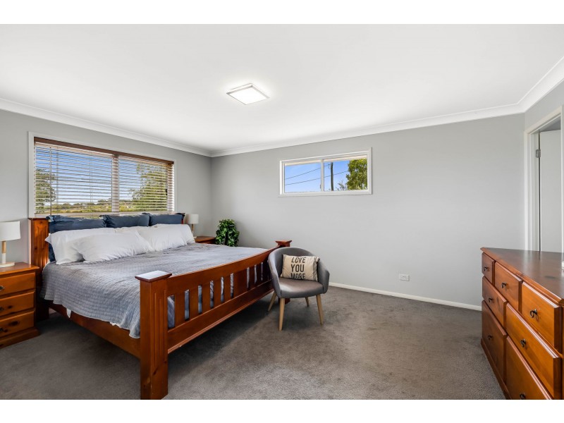 18 Petersens Road, Kingsthorpe QLD 4400