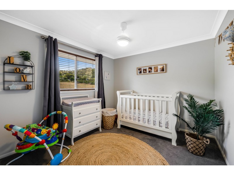 18 Petersens Road, Kingsthorpe QLD 4400