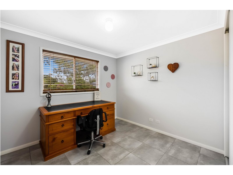 18 Petersens Road, Kingsthorpe QLD 4400